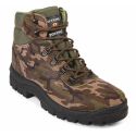 Bota de serraje hidrofugado de trekking CAMO POSTIGO 971